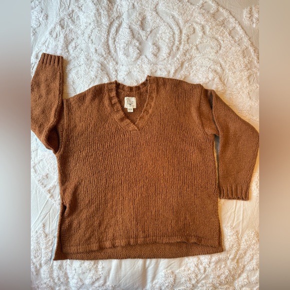 Billabong Warm Brown Knit Sweater Size Small.  B9 - Picture 1 of 8